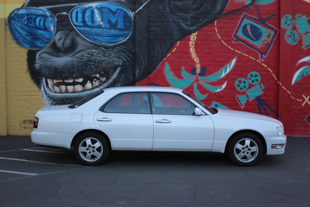 1995 Nissan Gloria 9th Gen - Image 30 of 31