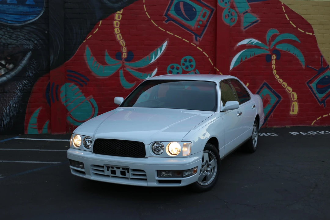 1995 Nissan Gloria 9th Gen - Image 10 of 31