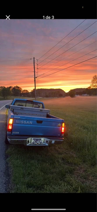 1995 Nissan Frontier - Image 3 of 3