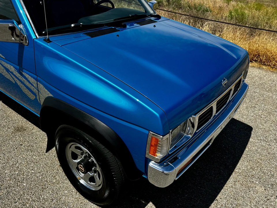 1995 Nissan Frontier - Image 20 of 31