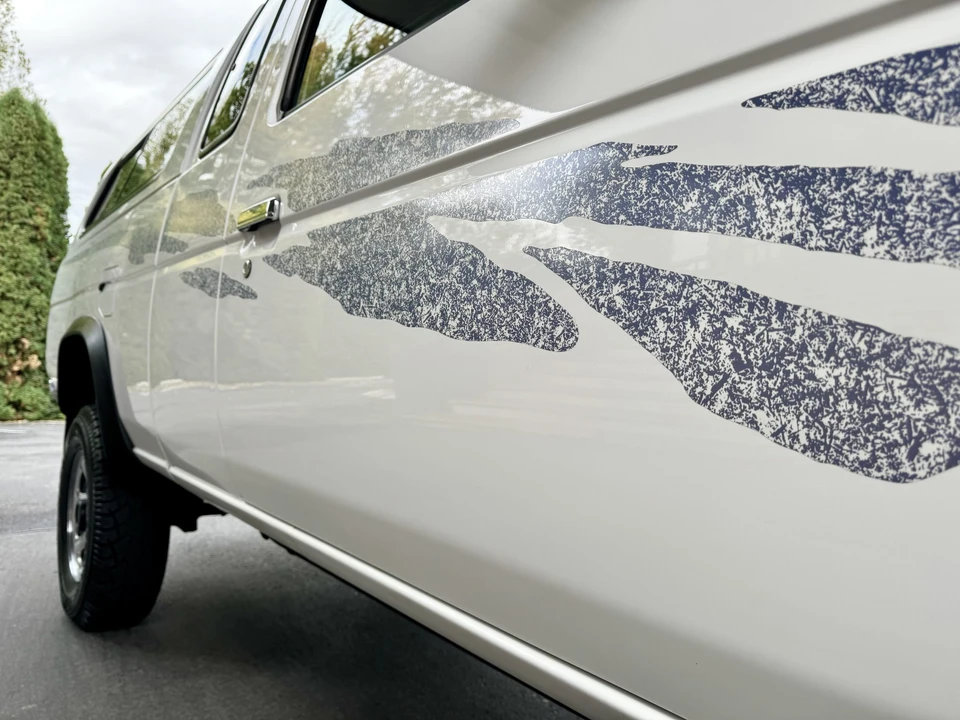 1995 Nissan Frontier - Image 28 of 31
