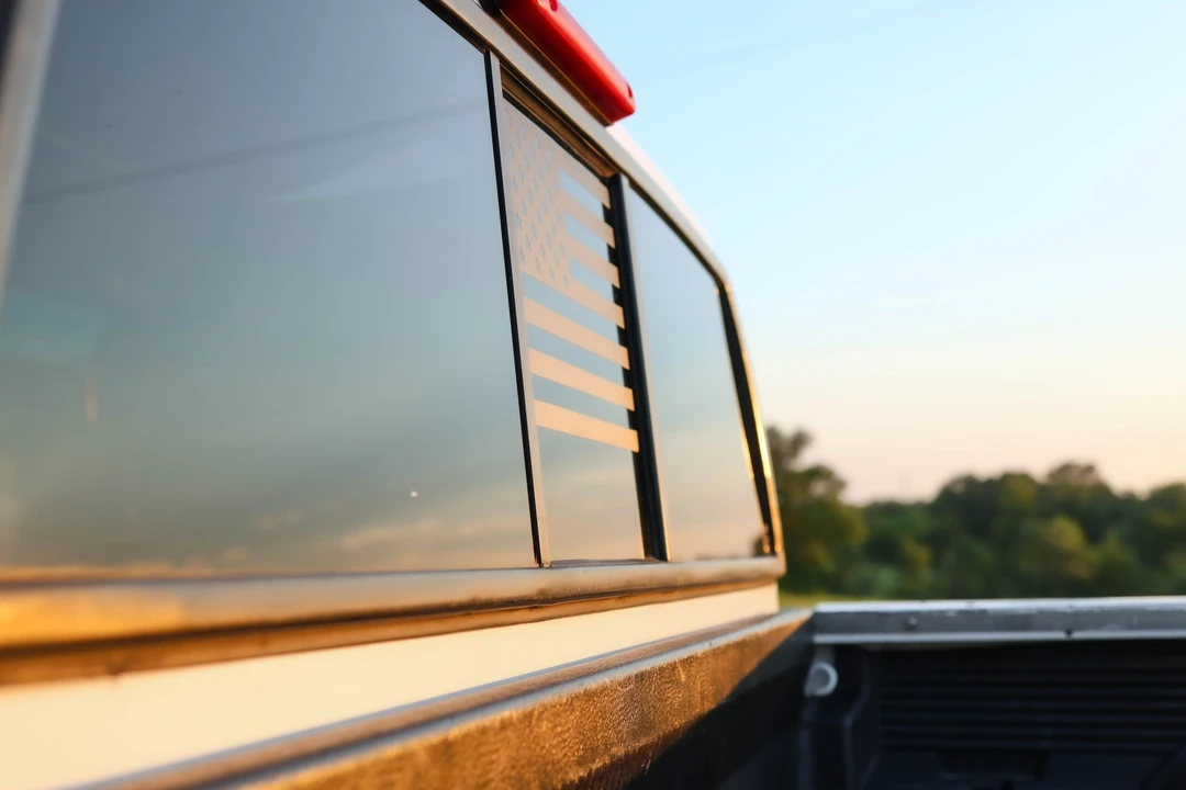 1995 Nissan Frontier - Image 29 of 31