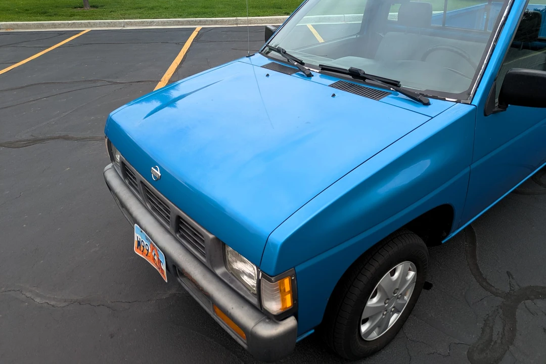 1995 Nissan Frontier - Image 20 of 31