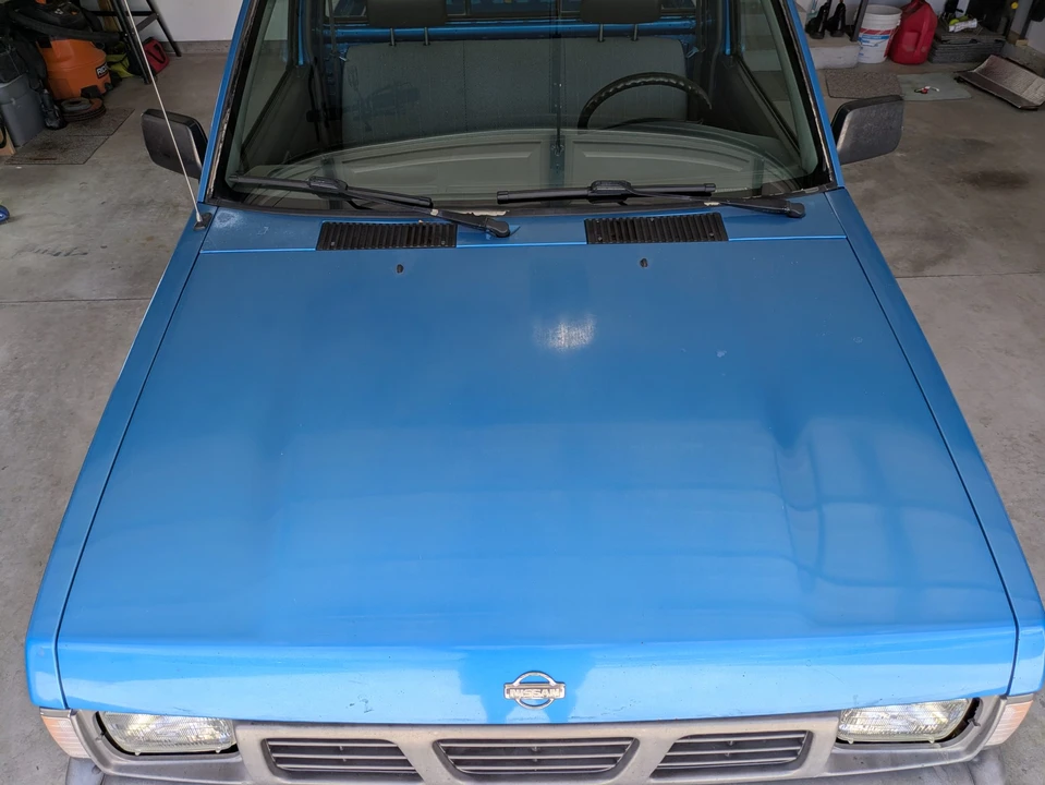 1995 Nissan Frontier - Image 18 of 31