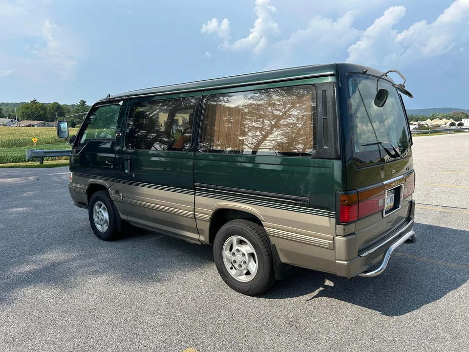 1995 Nissan Caravan 3rd Gen - Image 9 of 31
