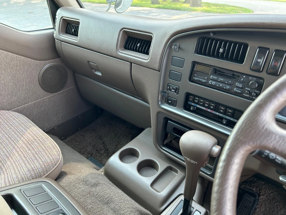 1995 Nissan Caravan 3rd Gen - Image 31 of 31