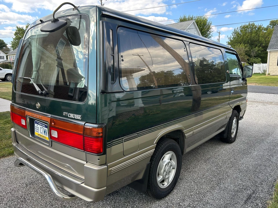 1995 Nissan Caravan 3rd Gen - Image 11 of 31