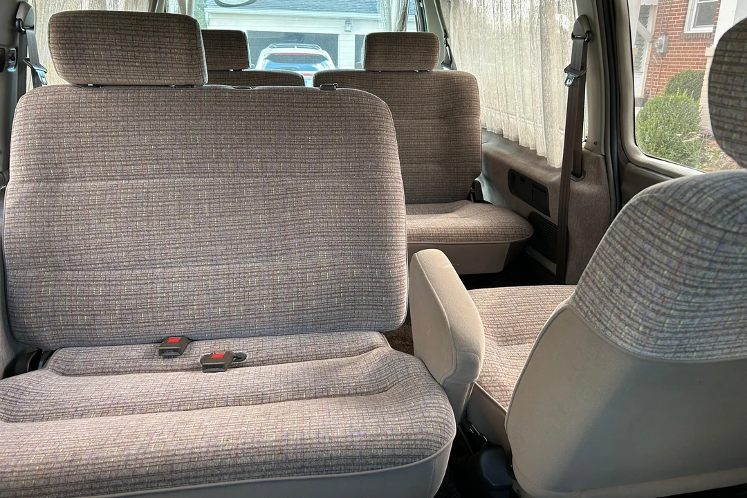 1995 Nissan Caravan 3rd Gen - Image 21 of 31