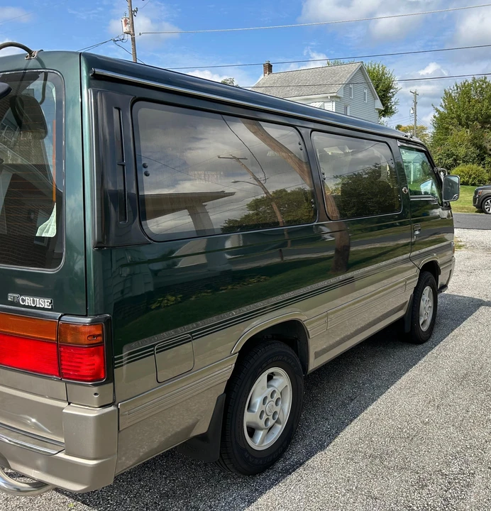 1995 Nissan Caravan 3rd Gen - Image 14 of 31