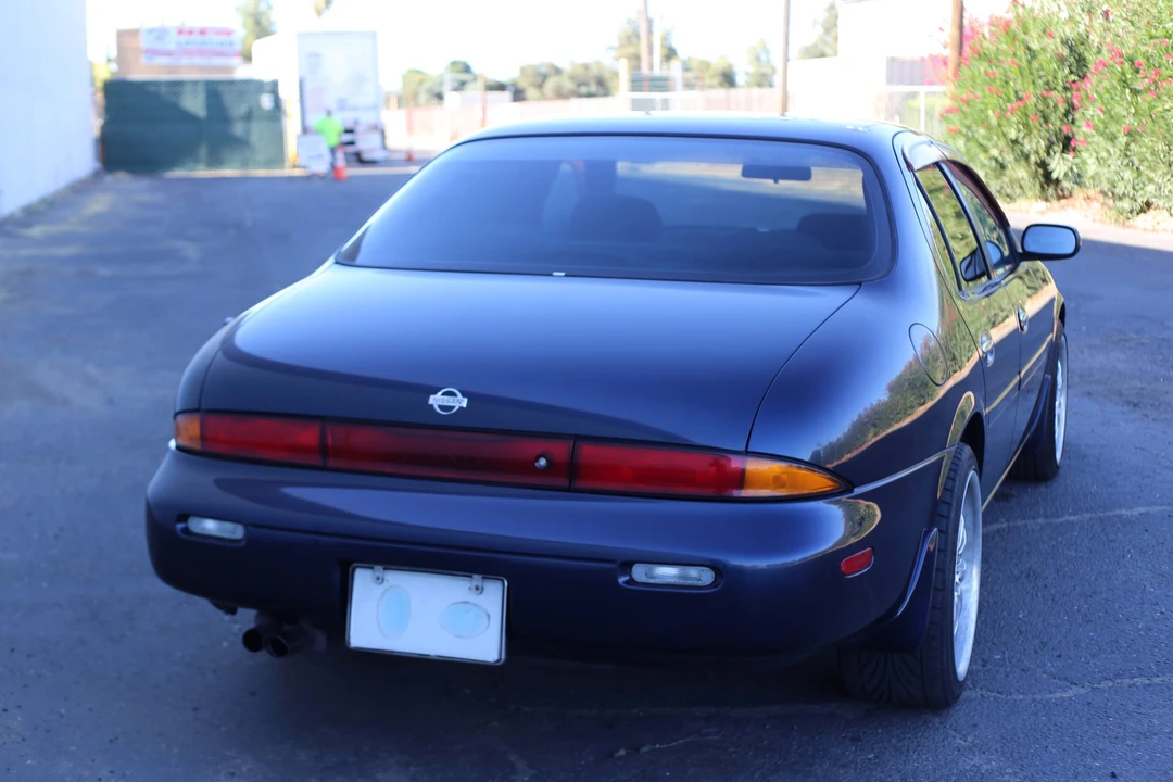 1995 Nissan Leopard 3rd Gen - Image 16 of 31