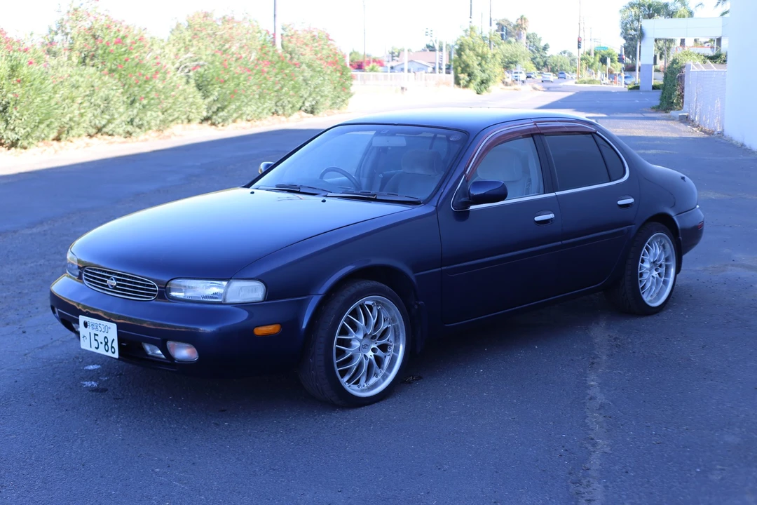 1995 Nissan Leopard 3rd Gen - Image 5 of 31