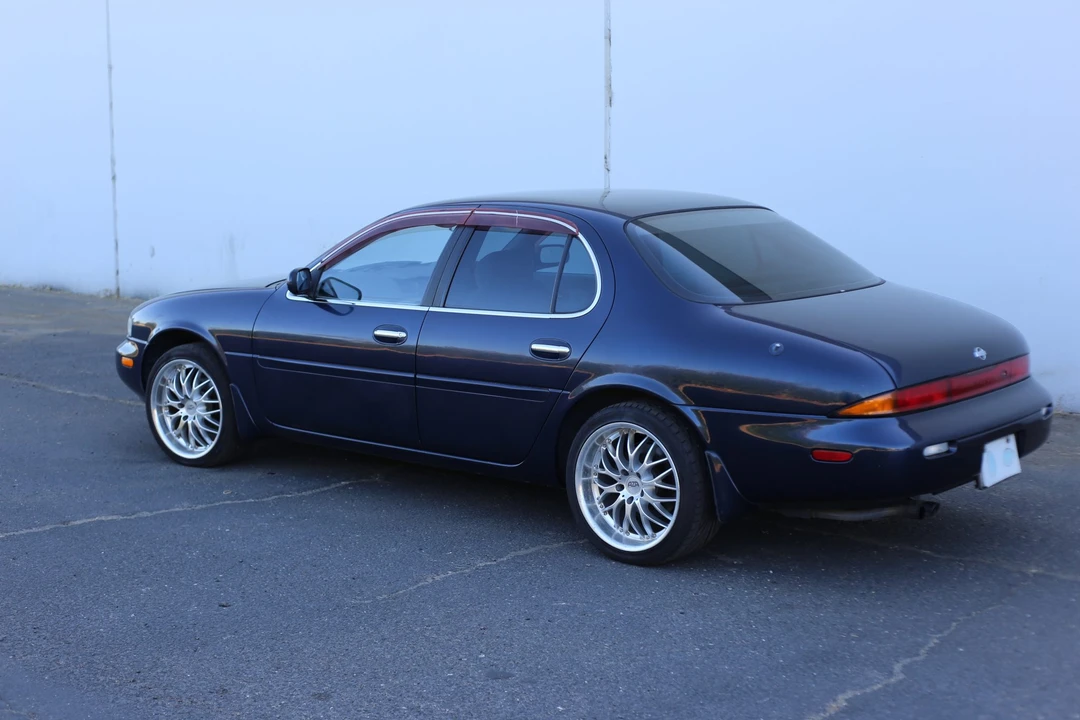 1995 Nissan Leopard 3rd Gen - Image 24 of 31