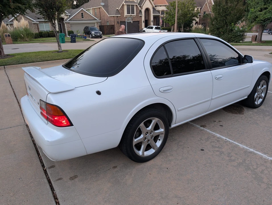 1995 Nissan Maxima 4th Gen - Image 26 of 31