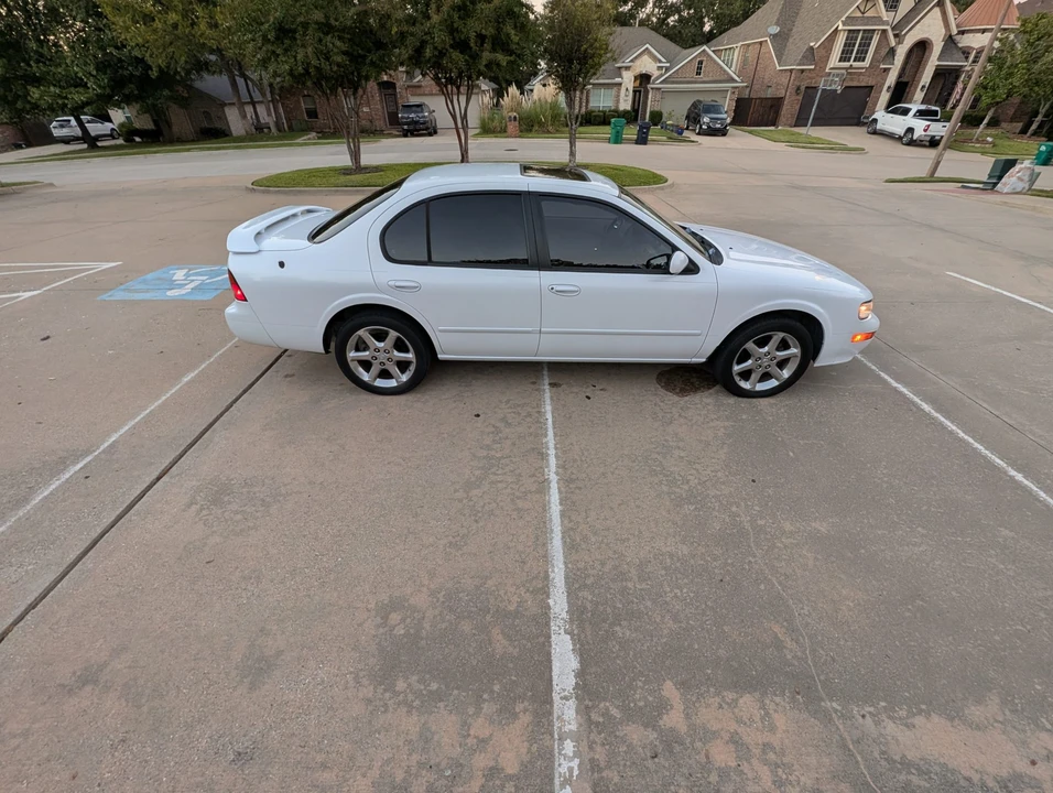 1995 Nissan Maxima 4th Gen - Image 28 of 31