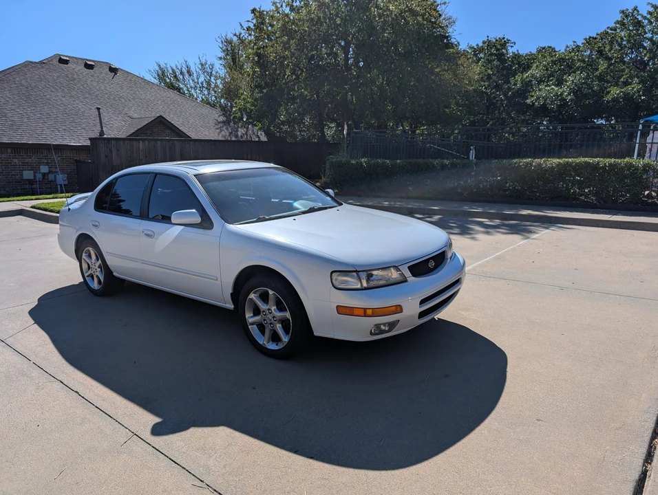 1995 Nissan Maxima 4th Gen - Image 12 of 31