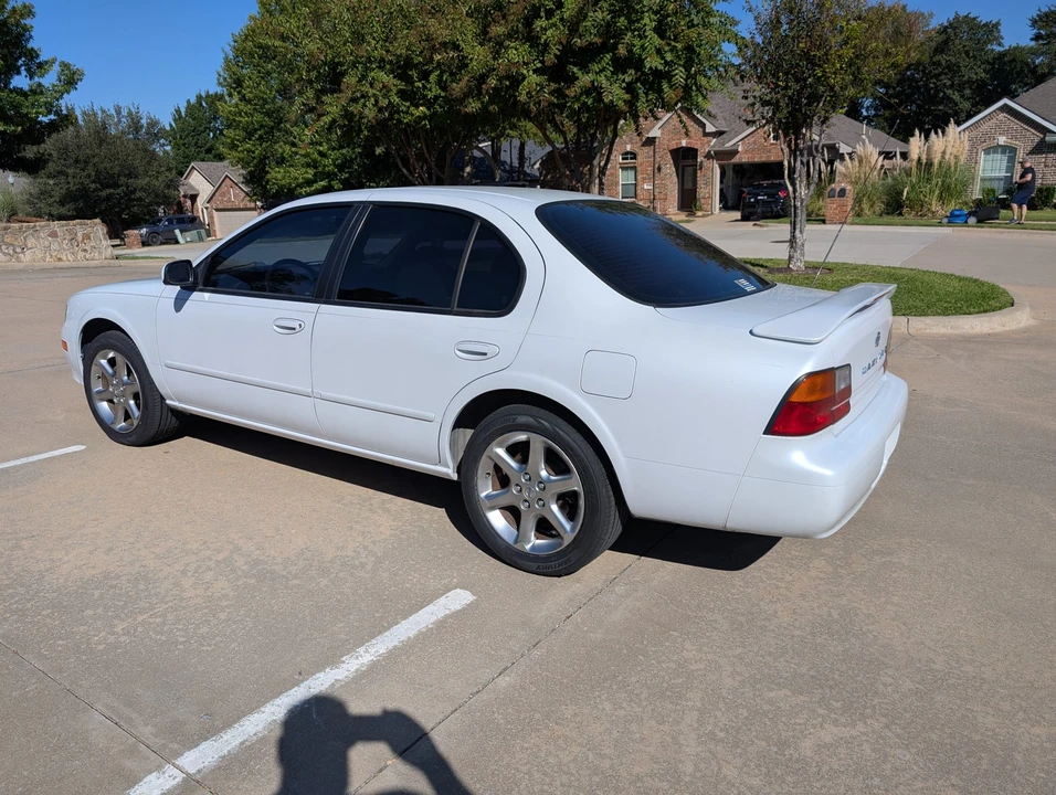 1995 Nissan Maxima 4th Gen - Image 5 of 31