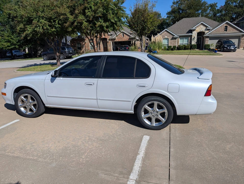 1995 Nissan Maxima 4th Gen - Image 4 of 31