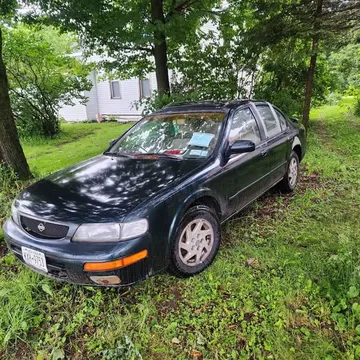 1995 Nissan Maxima SE Sedan 4D