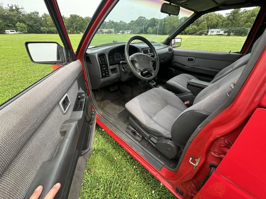 1995 Nissan Pathfinder 1st Gen - Image 5 of 7