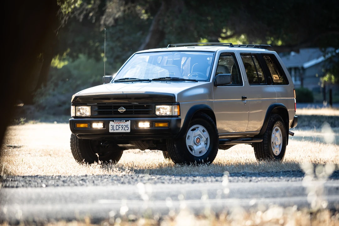 1995 Nissan Pathfinder 1st Gen - Image 30 of 31