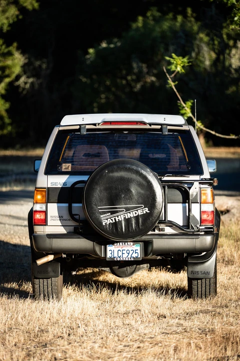 1995 Nissan Pathfinder 1st Gen - Image 18 of 31