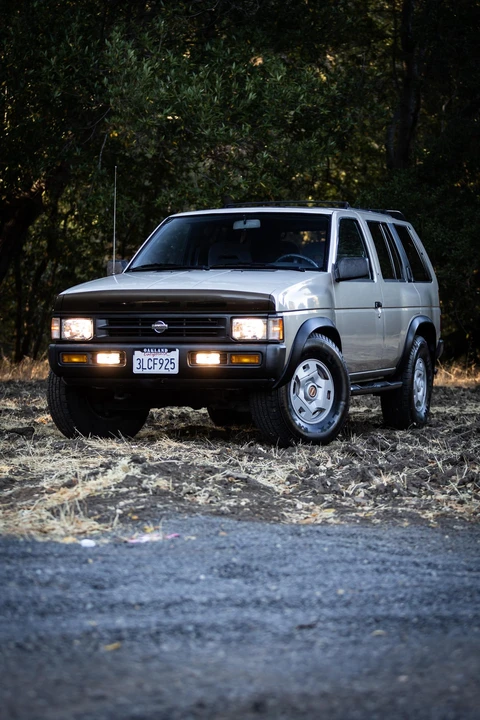 1995 Nissan Pathfinder 1st Gen - Image 6 of 31