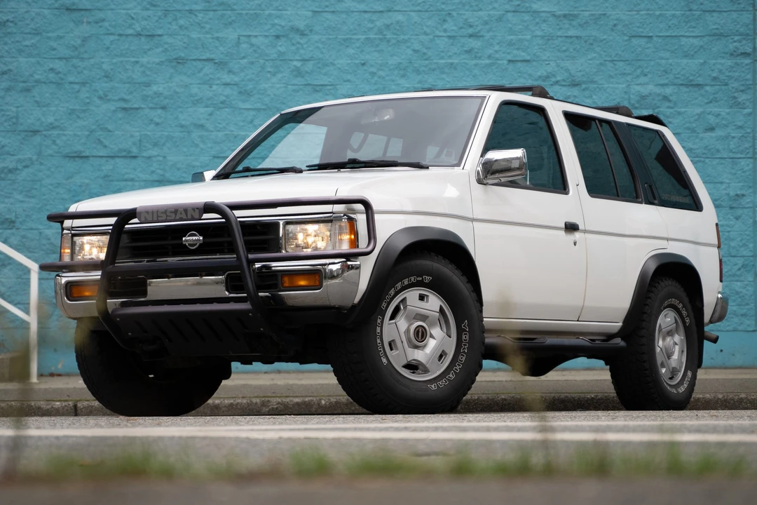1995 Nissan Pathfinder 1st Gen - Image 3 of 31