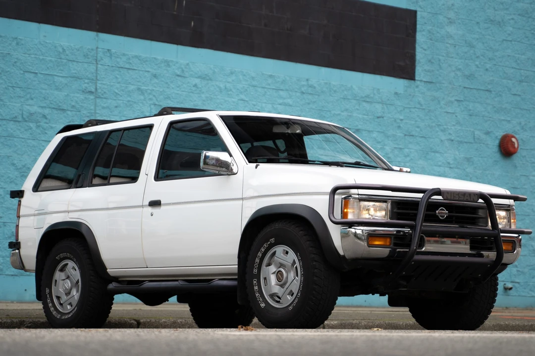 1995 Nissan Pathfinder 1st Gen - Image 20 of 31
