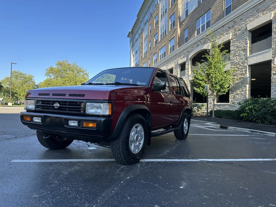 1995 Nissan Pathfinder 1st Gen - Image 3 of 31