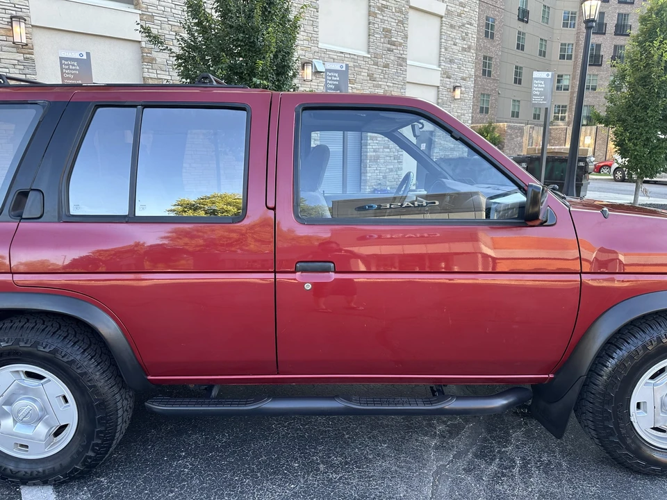 1995 Nissan Pathfinder 1st Gen - Image 29 of 31