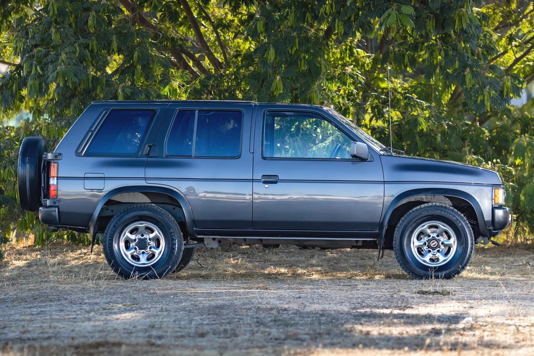 1995 Nissan Pathfinder 1st Gen - Image 3 of 31