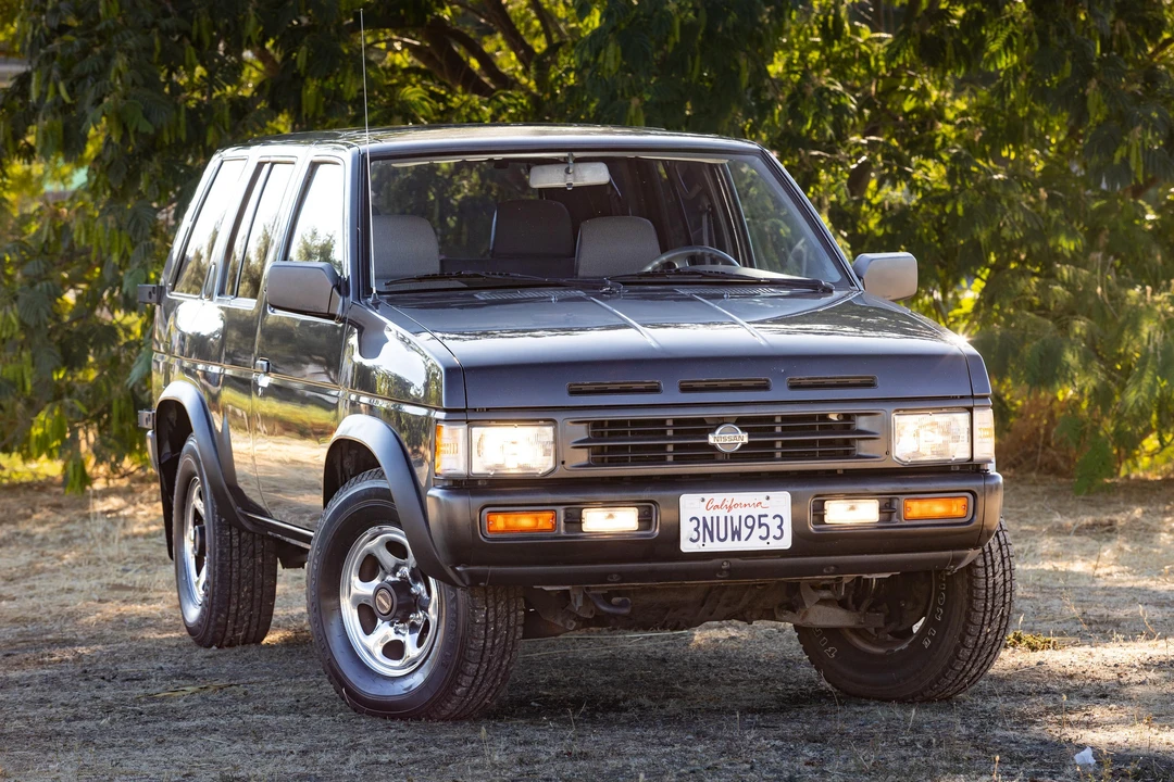 1995 Nissan Pathfinder 1st Gen - Image 29 of 31