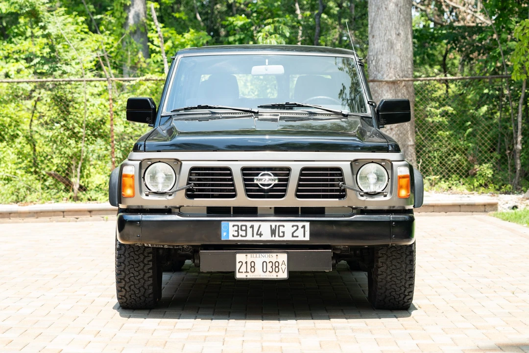 1995 Nissan Patrol 4th Gen - Image 13 of 31