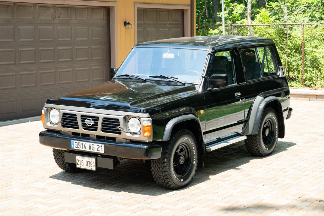 1995 Nissan Patrol 4th Gen - Image 2 of 31