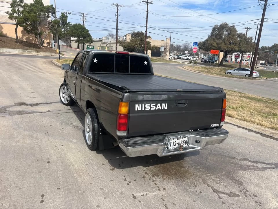 1995 Nissan Frontier - Image 6 of 6