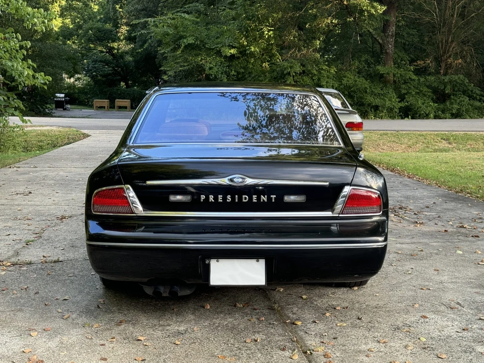 1995 Nissan President 3rd Gen - Image 13 of 31
