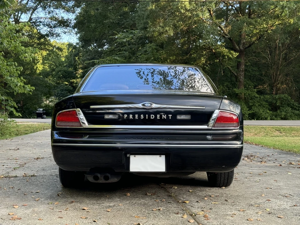 1995 Nissan President 3rd Gen - Image 12 of 31