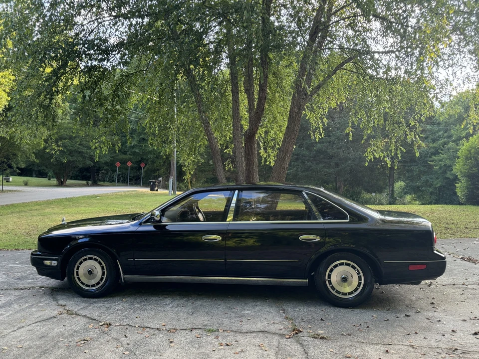 1995 Nissan President 3rd Gen - Image 9 of 31