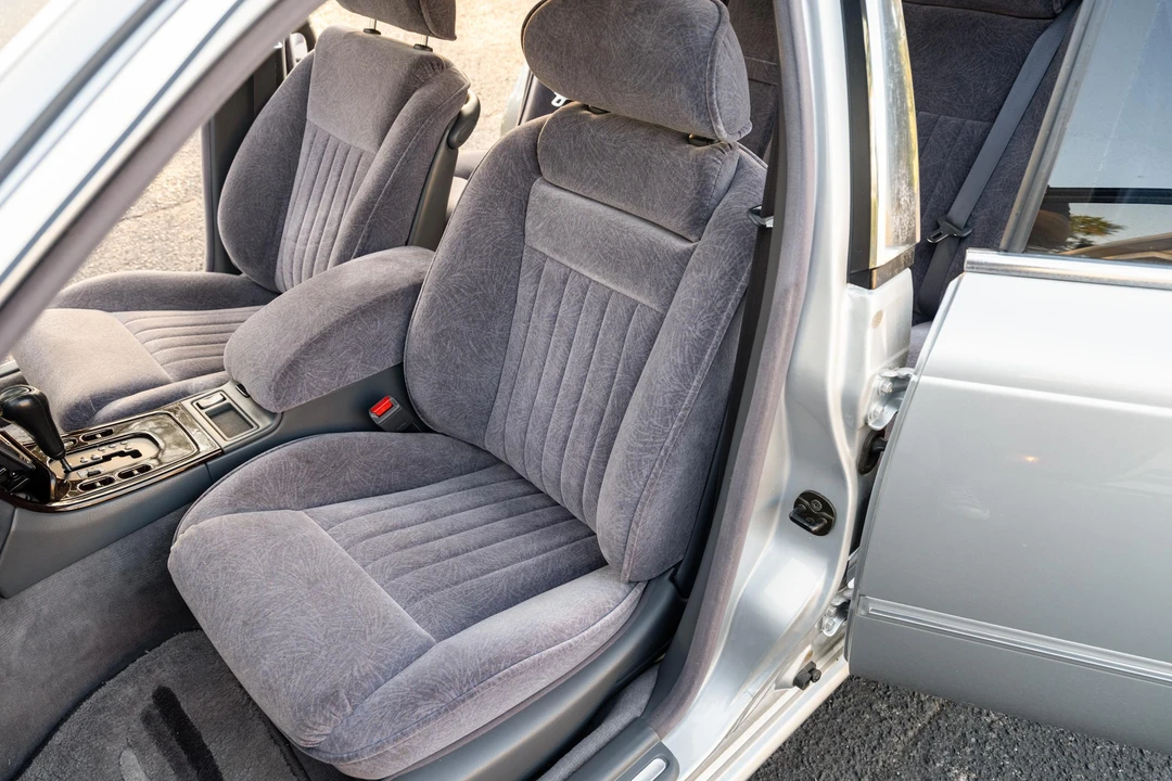 1995 Nissan President 3rd Gen - Image 21 of 31