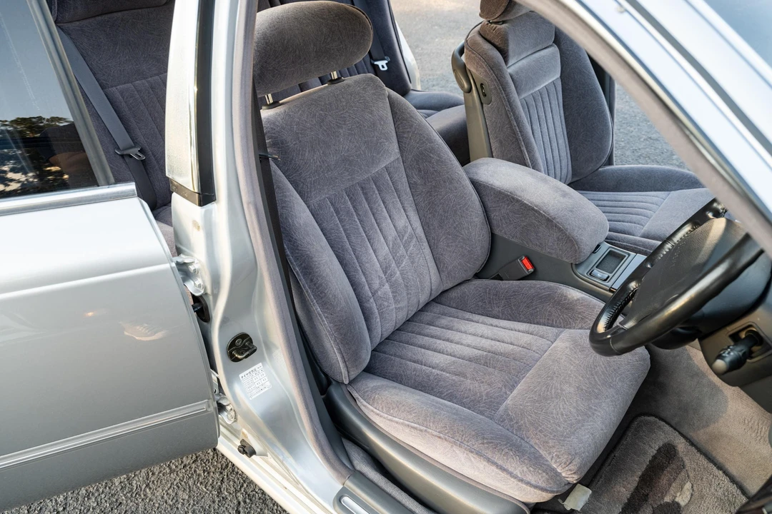 1995 Nissan President 3rd Gen - Image 24 of 31