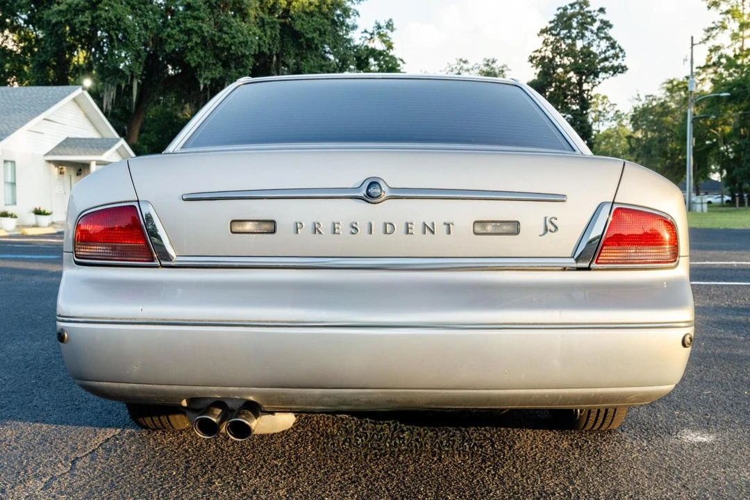1995 Nissan President 3rd Gen - Image 5 of 31