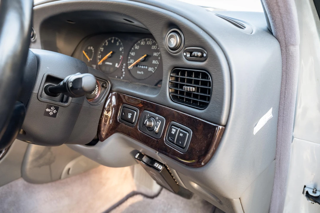 1995 Nissan President 3rd Gen - Image 29 of 31