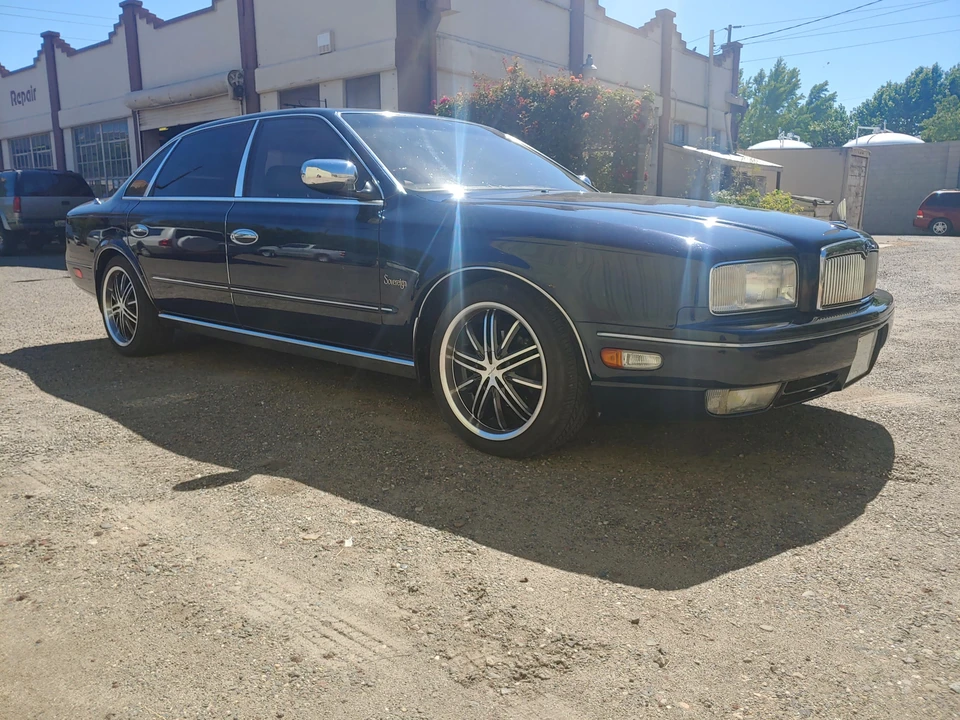 1995 Nissan President 3rd Gen - Image 21 of 24