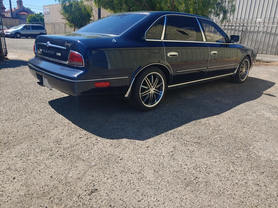 1995 Nissan President 3rd Gen - Image 17 of 24