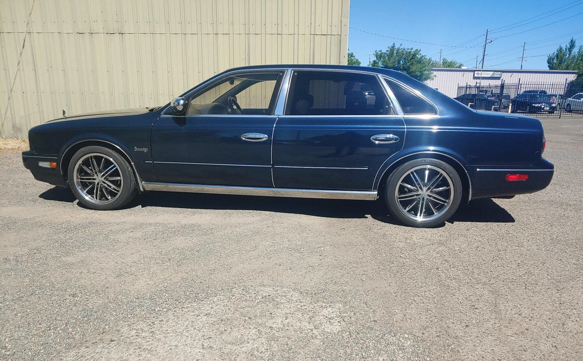 1995 Nissan President 3rd Gen - Image 10 of 24