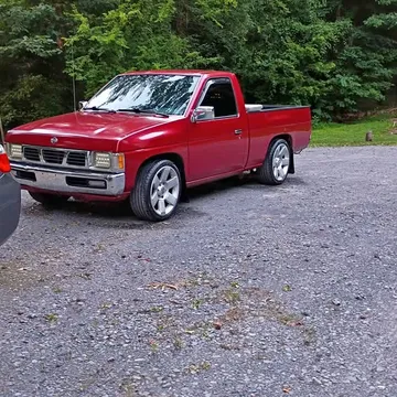 1995 Nissan Regular Cab Short Bed