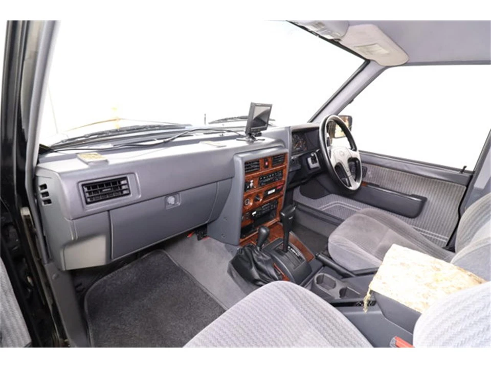 1995 Nissan Patrol 4th Gen - Image 17 of 31