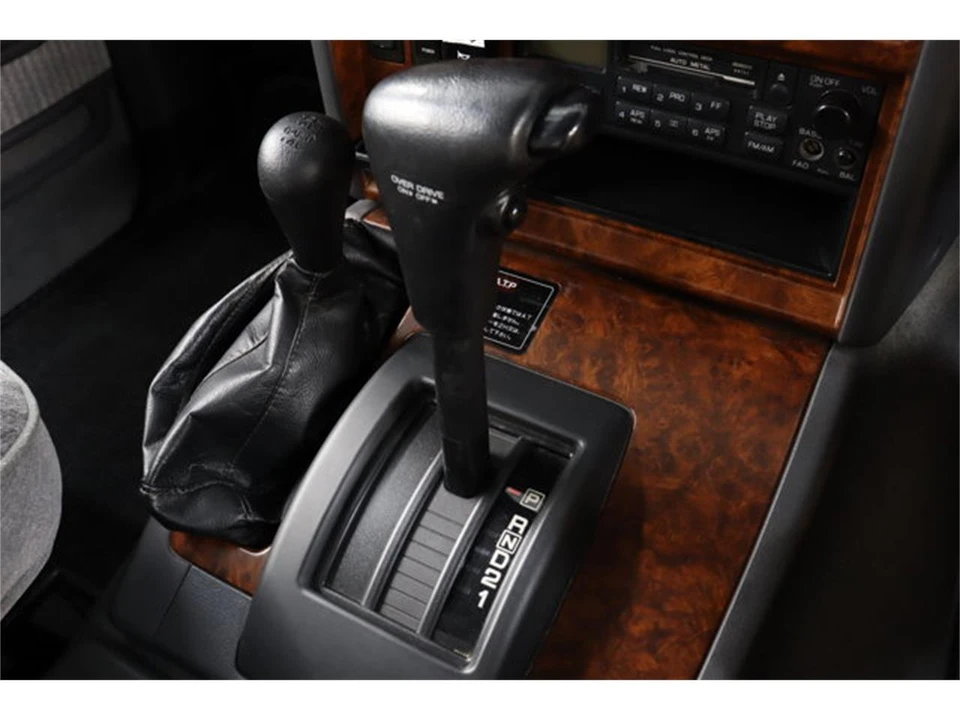 1995 Nissan Patrol 4th Gen - Image 15 of 31