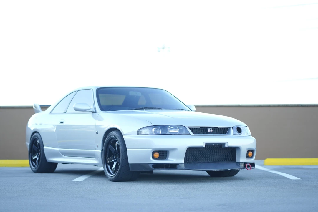 1995 Nissan R33 Skyline GT-R 9th Gen - Image 17 of 31
