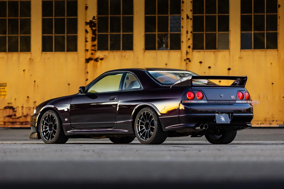 1995 Nissan R33 Skyline GT-R 9th Gen - Image 17 of 31